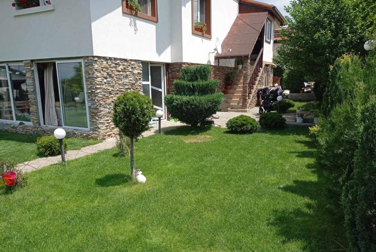 Семейна Къща Лазарови Sapareva Banya Bagian luar foto