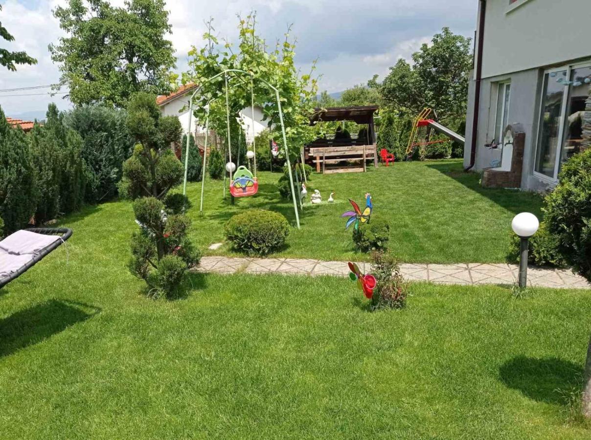Семейна Къща Лазарови Sapareva Banya Bagian luar foto
